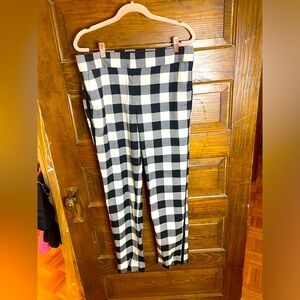 Like New Talbots Black and White Check Wool Pant Size 6